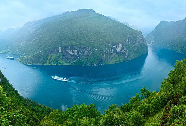 Tranh Dán Tường Sơn Thủy Phong Cảnh