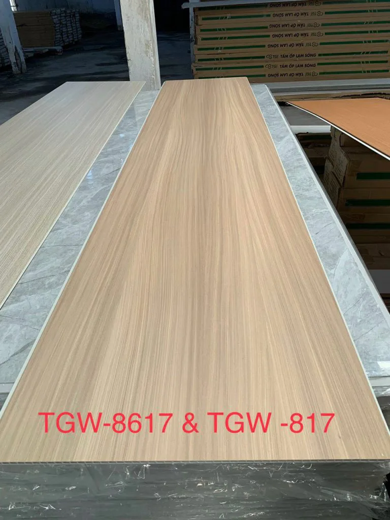 Tấm nhựa PVC vân gỗ