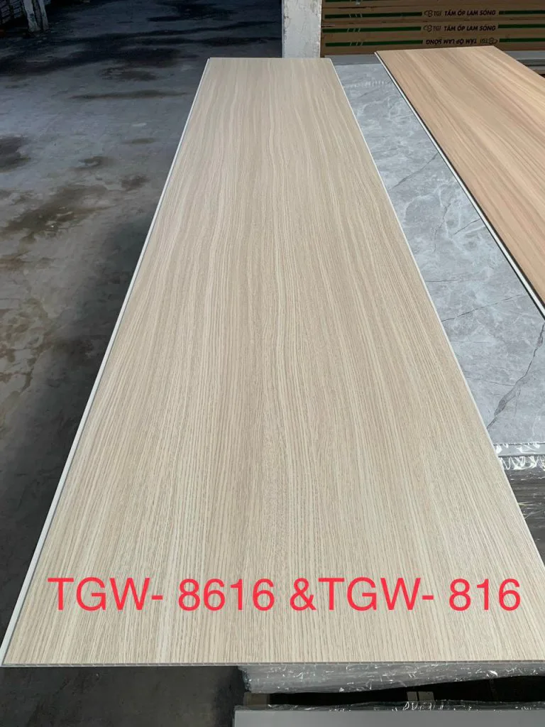 Tấm nhựa PVC vân gỗ